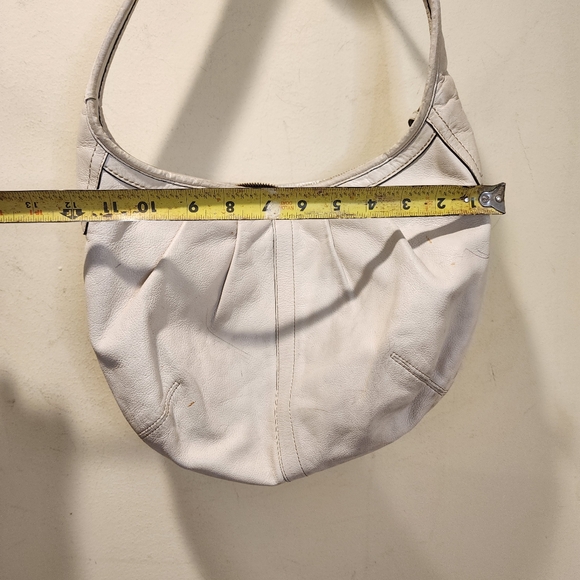 COACH Vintage White Leather Hobo Bag - Picture 14 of 16